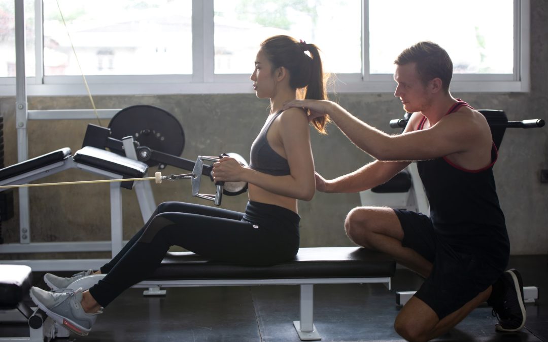 Benefits of Working Out with a Partner in a Gym?