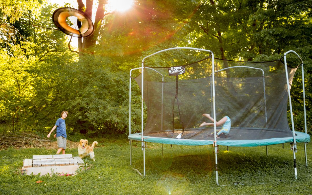 THE BENEFITS OF THE OUTDOOR TRAMPOLINE AND HOW IT CAN POSITIVELY CHANGE YOUR KID’S LIFE